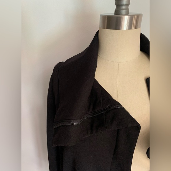 Liverpool Asymmetrical Super Stretch Ponte Jacket - Picture 4 of 7